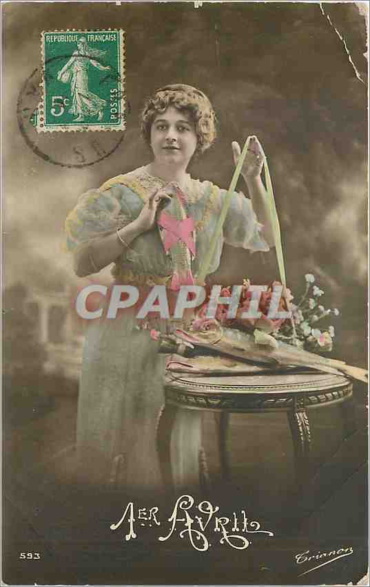 CPA 1er Avril Femme