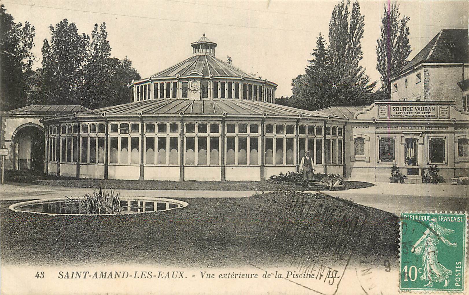 CPA Saint Amand les Eaux Vue exterieure ed la Piscine 