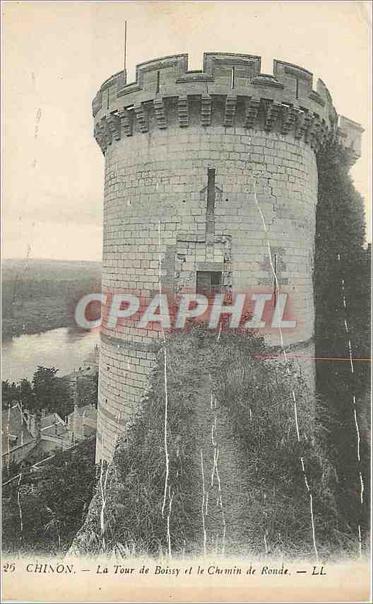 CPA Chinon La Tour de Boissy et le Chemin de Ronde 