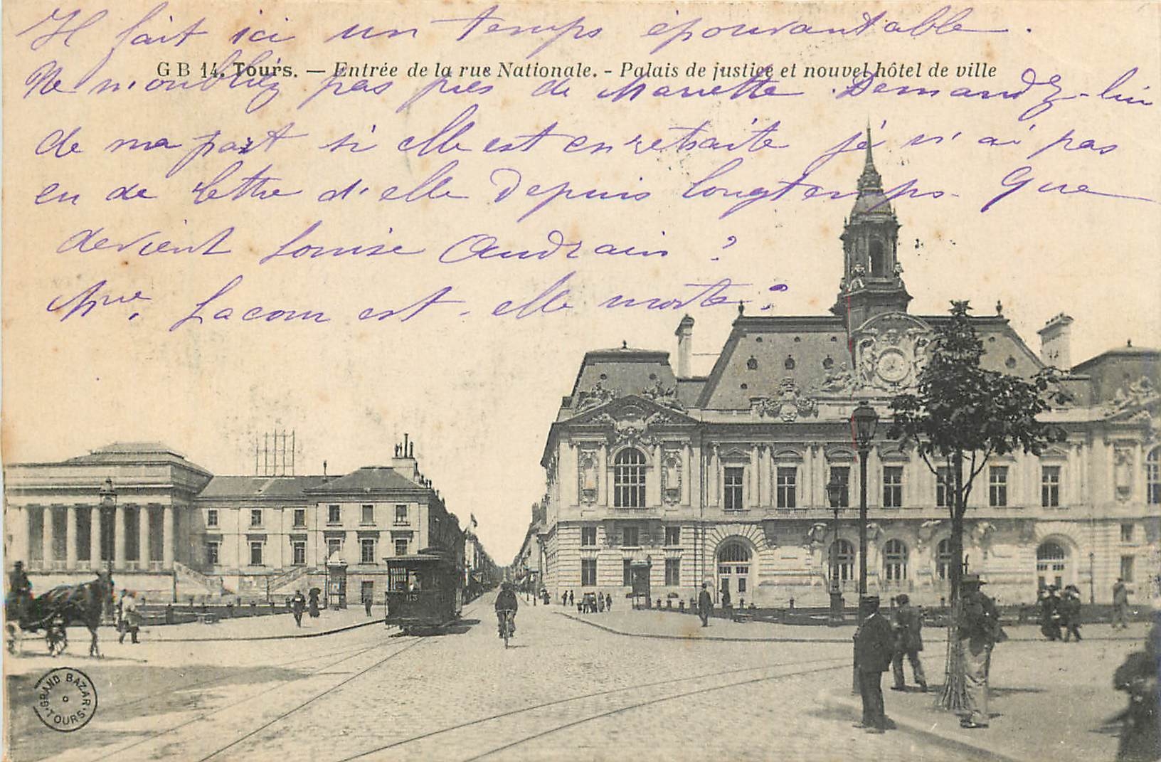 CPA Tours Entree de la Rue Nationale Palais de justice et nouvel hotel de ville Tramway