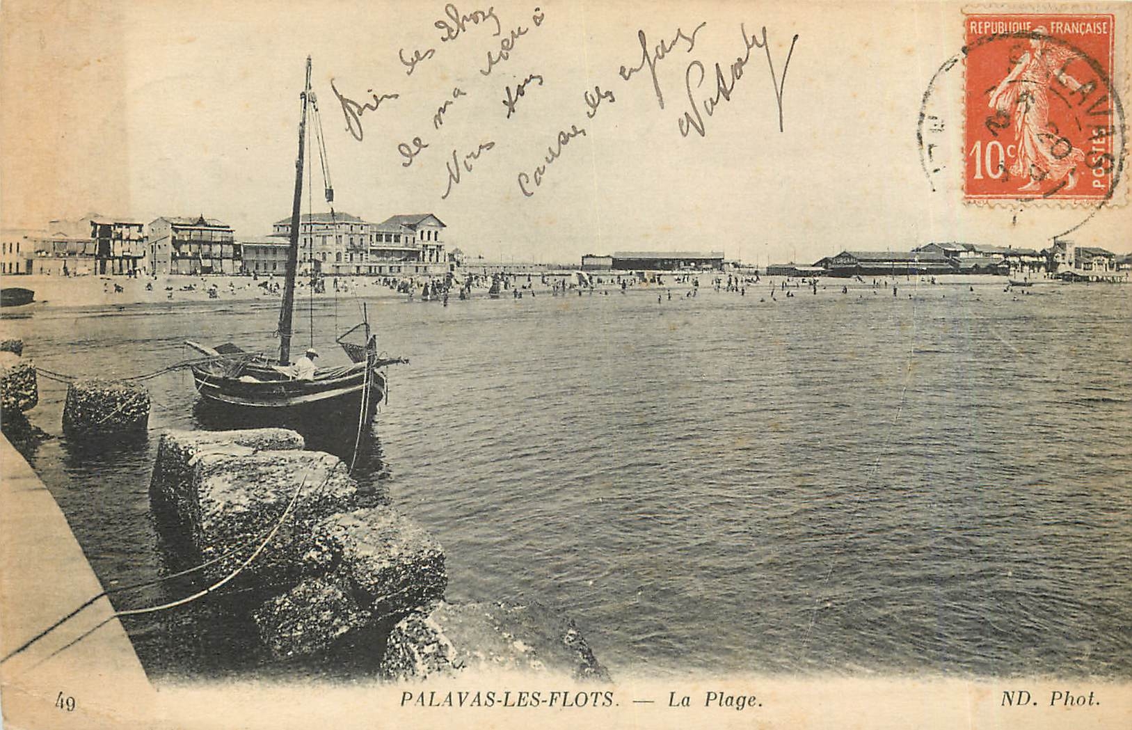 CPA Palavas les Flots La Plage Bateau