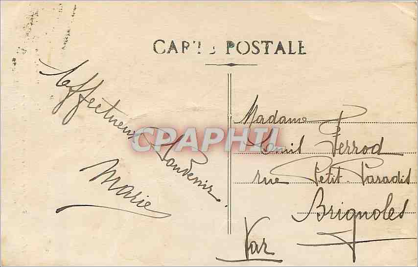 CPA Arles Aux Aliscamps Arlesienne a la chapelle du Seigneur Folklore — Verso