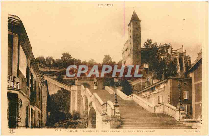 Auch - L'escalier monumental et tour d'Armagnac — Le Gers — Éditions Pyrénées-Océan, Toulouse