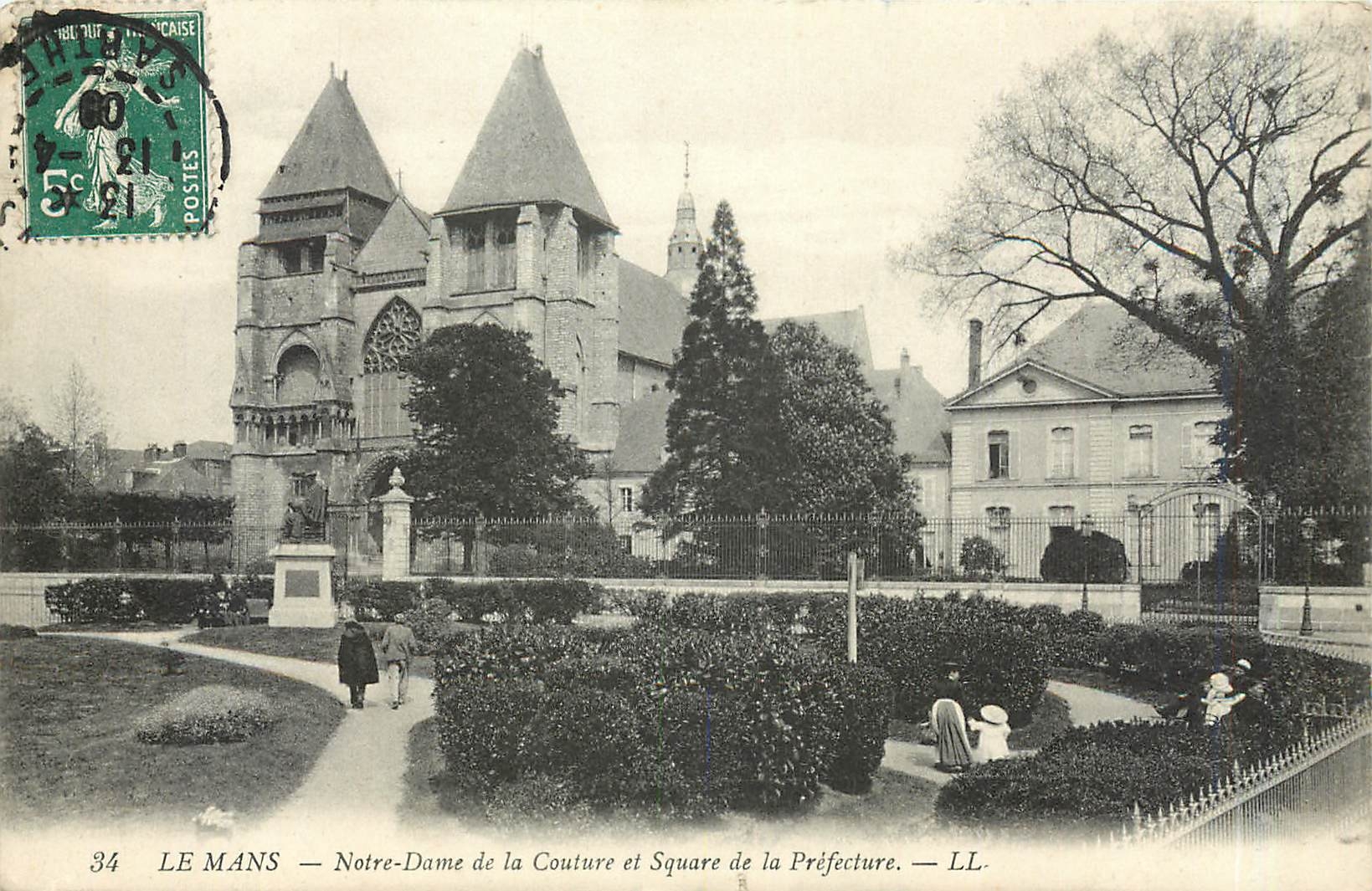 CPA Le Mans Notre Dame de la Couture et Square de la Prefecture 