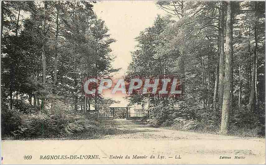 CPA Bagnoles de l'Orne Entree du Manoir du Lys 