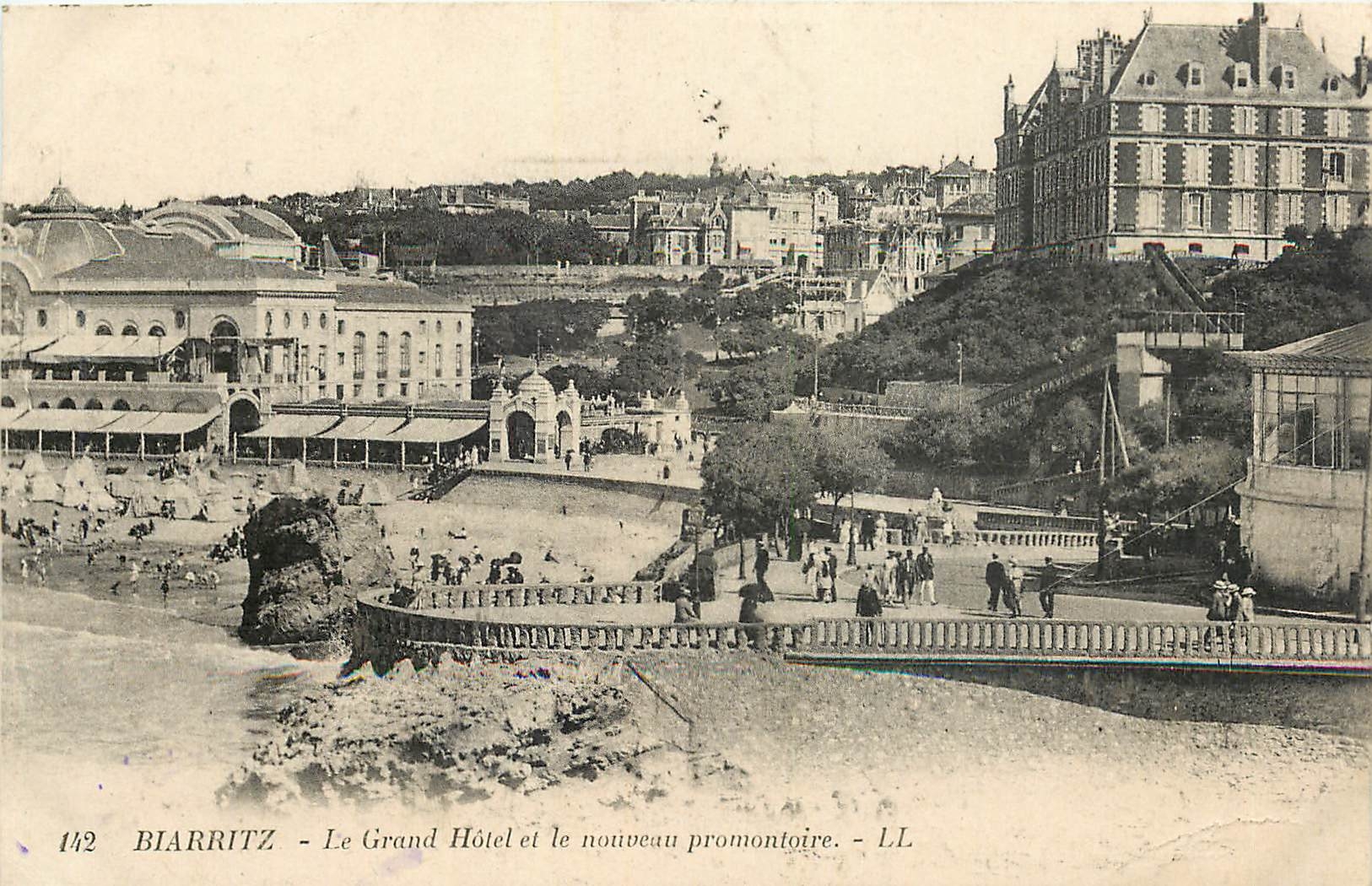 CPA Biarritz Le Grand Hotel et le Nouveau promontoire 