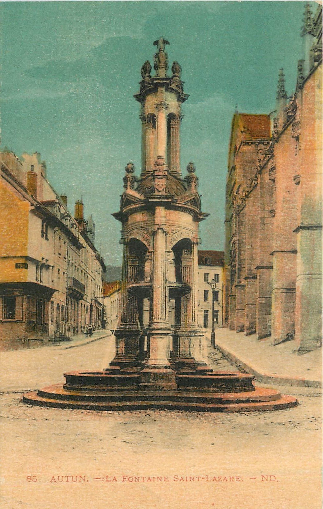 CPA Autun La Fontaine Saint Lazare 