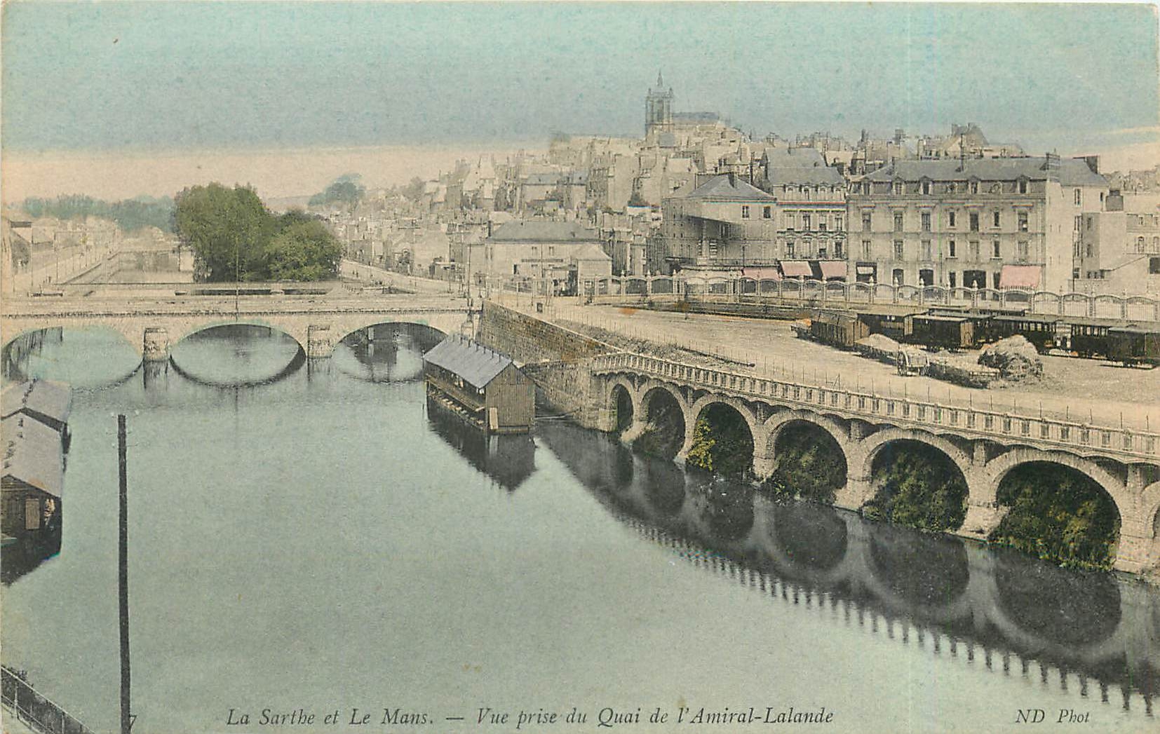 CPA La Sarthe et Le Mans Vue prise du Quai de l'Amiral Lalande Train