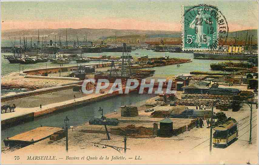 CPA Marseille Bassins et Quais de la Joliette Tramway Bateaux