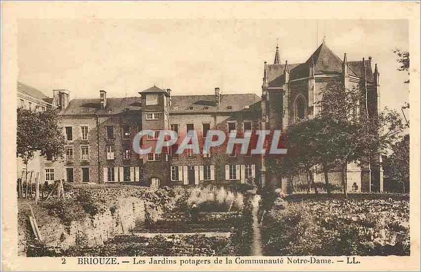CPA Briouze Les Jardins Potagers de la Communaute Notre Dame 