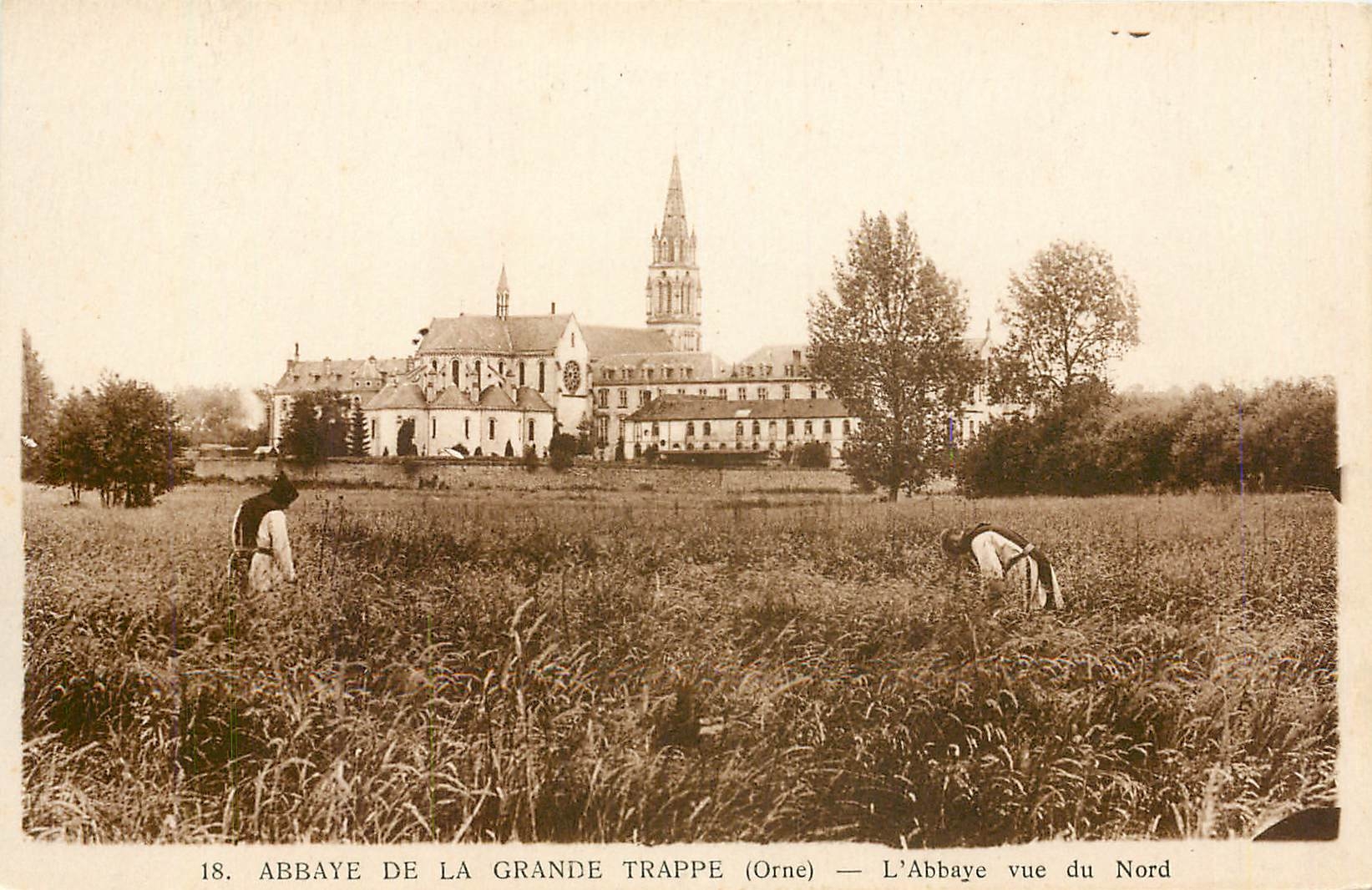 CPA Abbaye de la Grande Trappe Orne L'Abbaye vue du Nord 