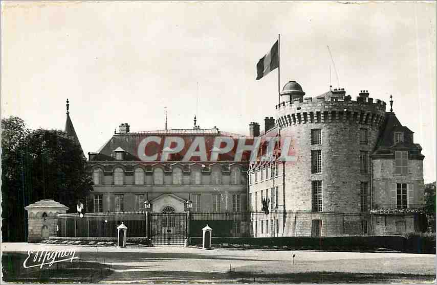 CPA Rambouillet S et O Le Chateau Residence Presidentielle Cour d'Honneur et Tour Francois Iet 