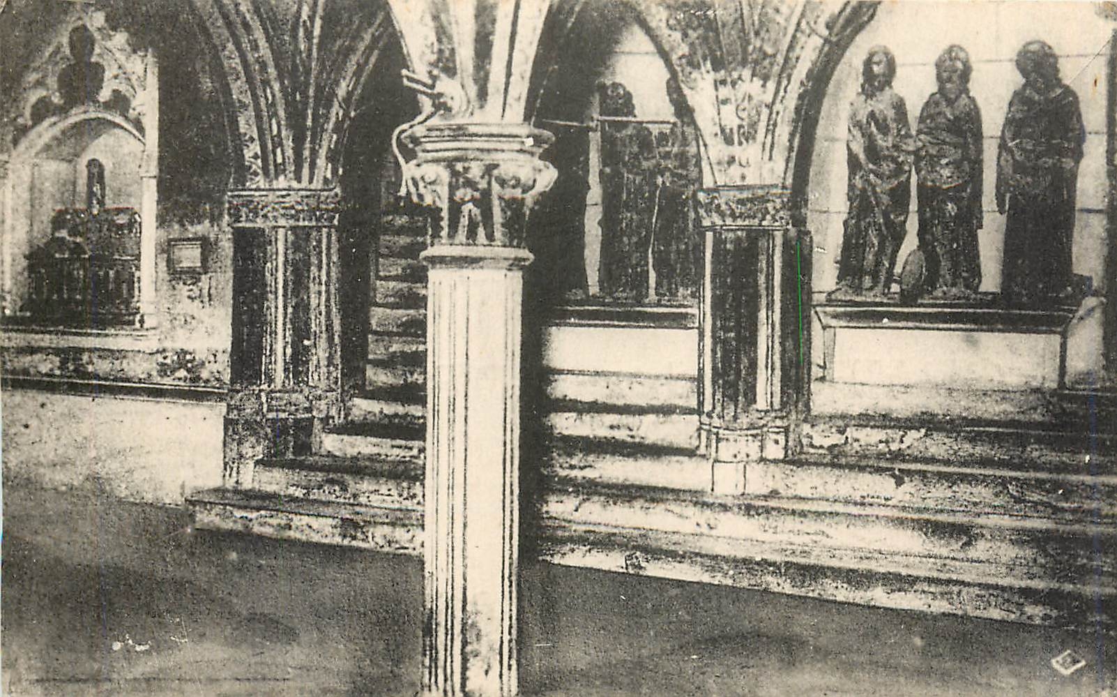 CPA Insigne Basilique St Sernin de Toulouse Crypte des Corps Saints 
