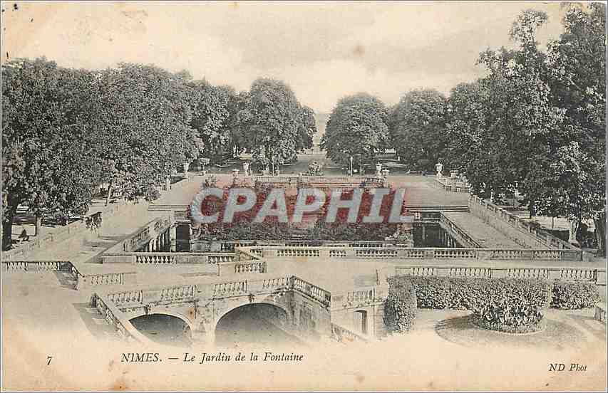 CPA Nimes Le Jardin de la Fontaine 