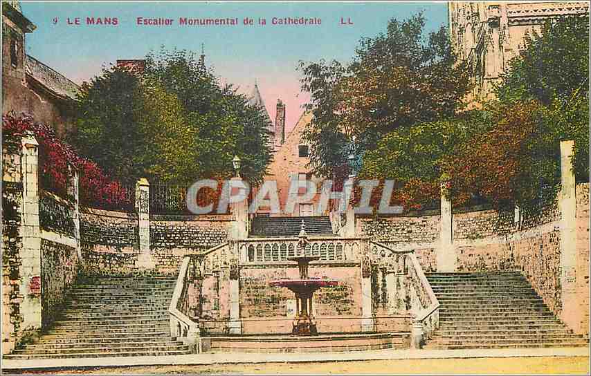 Le Mans — Escalier Monumental de la Cathédrale — LL