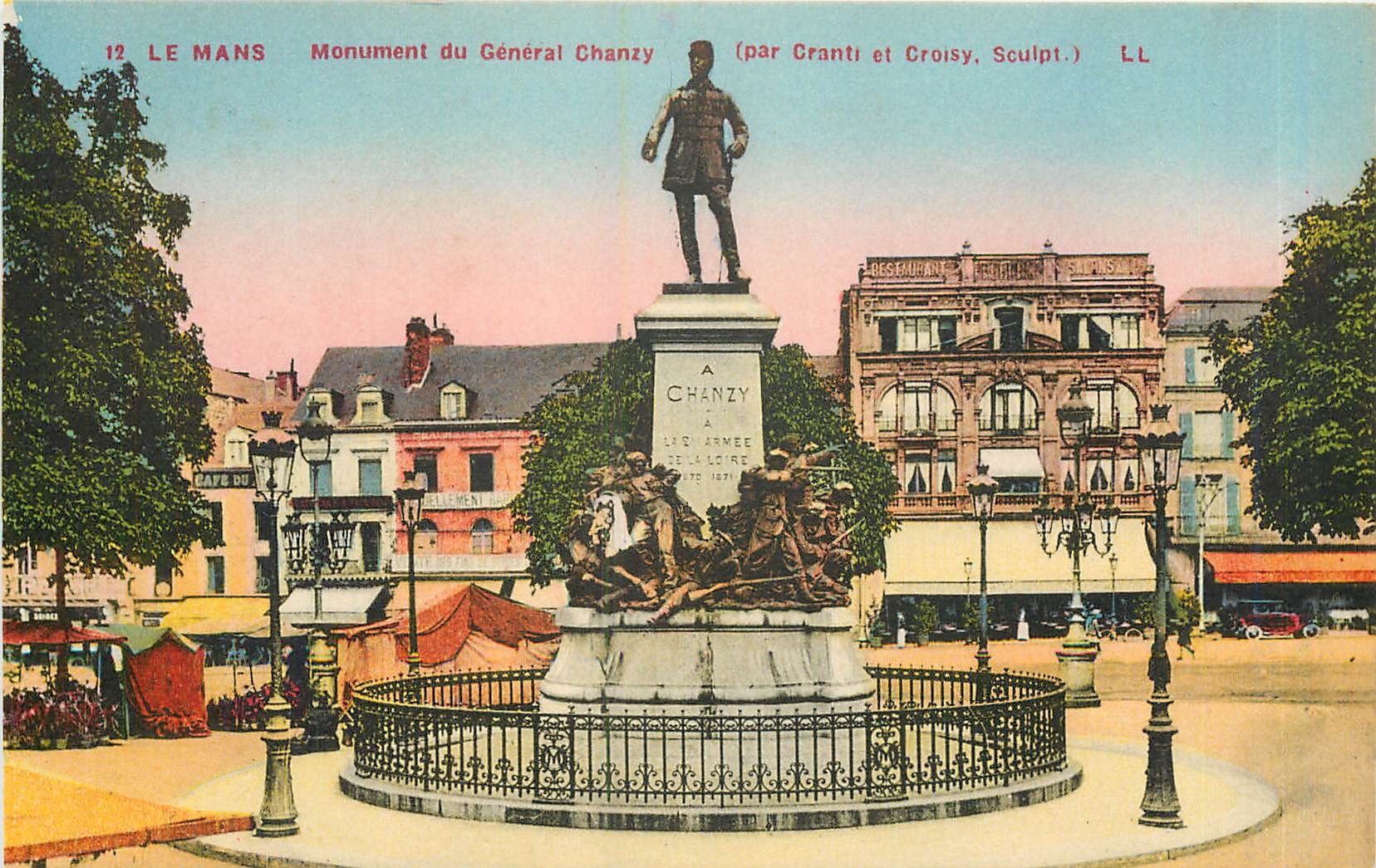 CPA Le Mans Monument du General Chanzy 