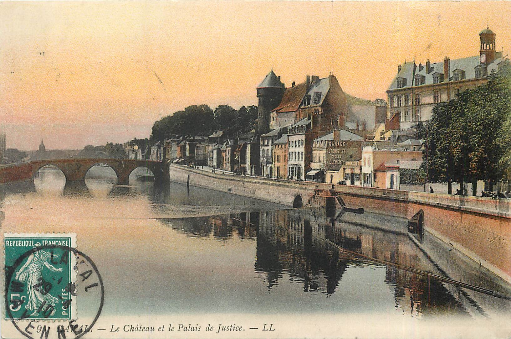 CPA Laval Le Chateau et le Palais de Justice 