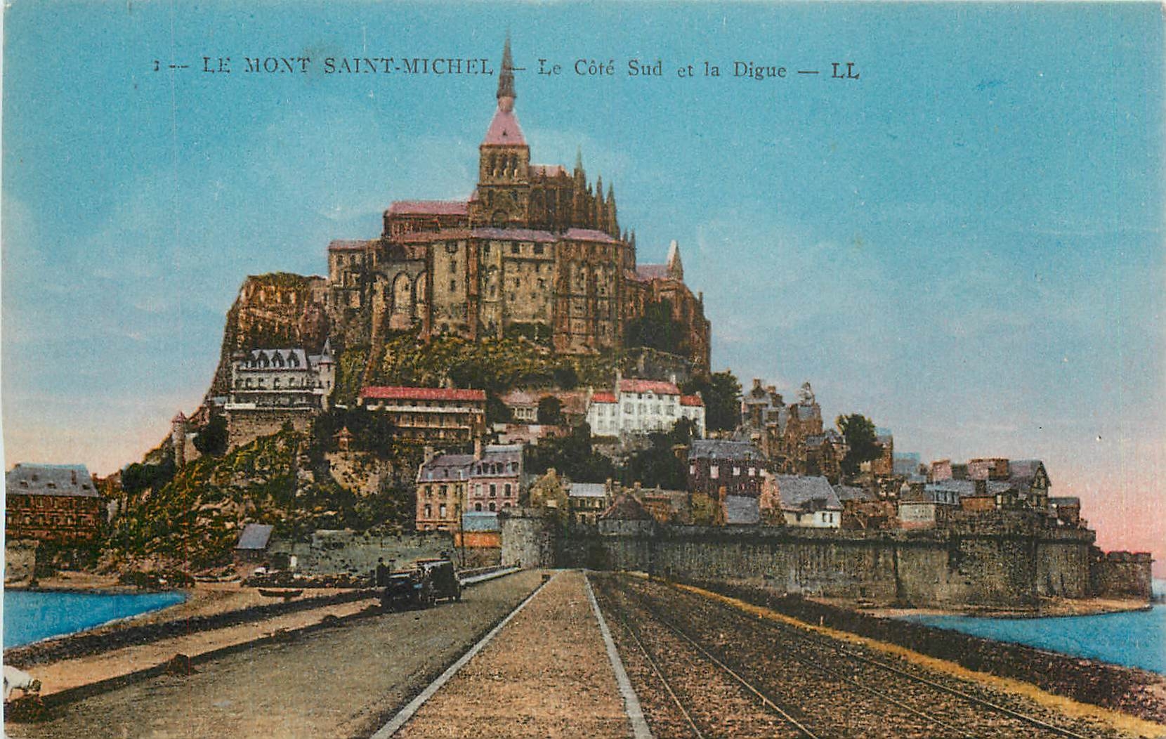 CPA Le Mont Saint Michel Le Cote Sud et le Digue 
