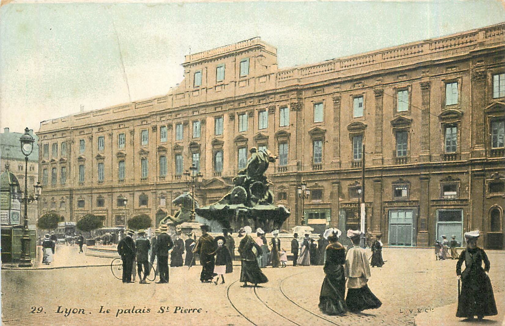 CPA Lyon Le Palais St Pierre 