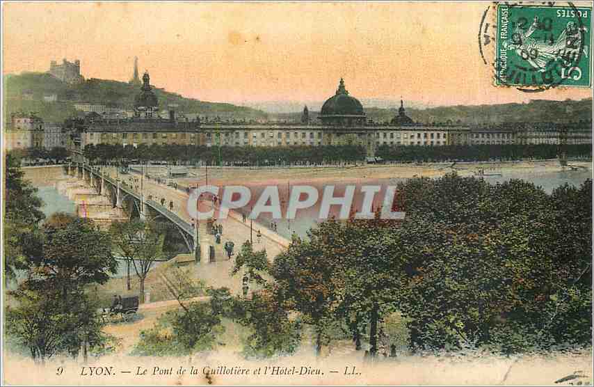 CPA Lyon Le Pont de la Guillotiere et l'Hotel Dieu 