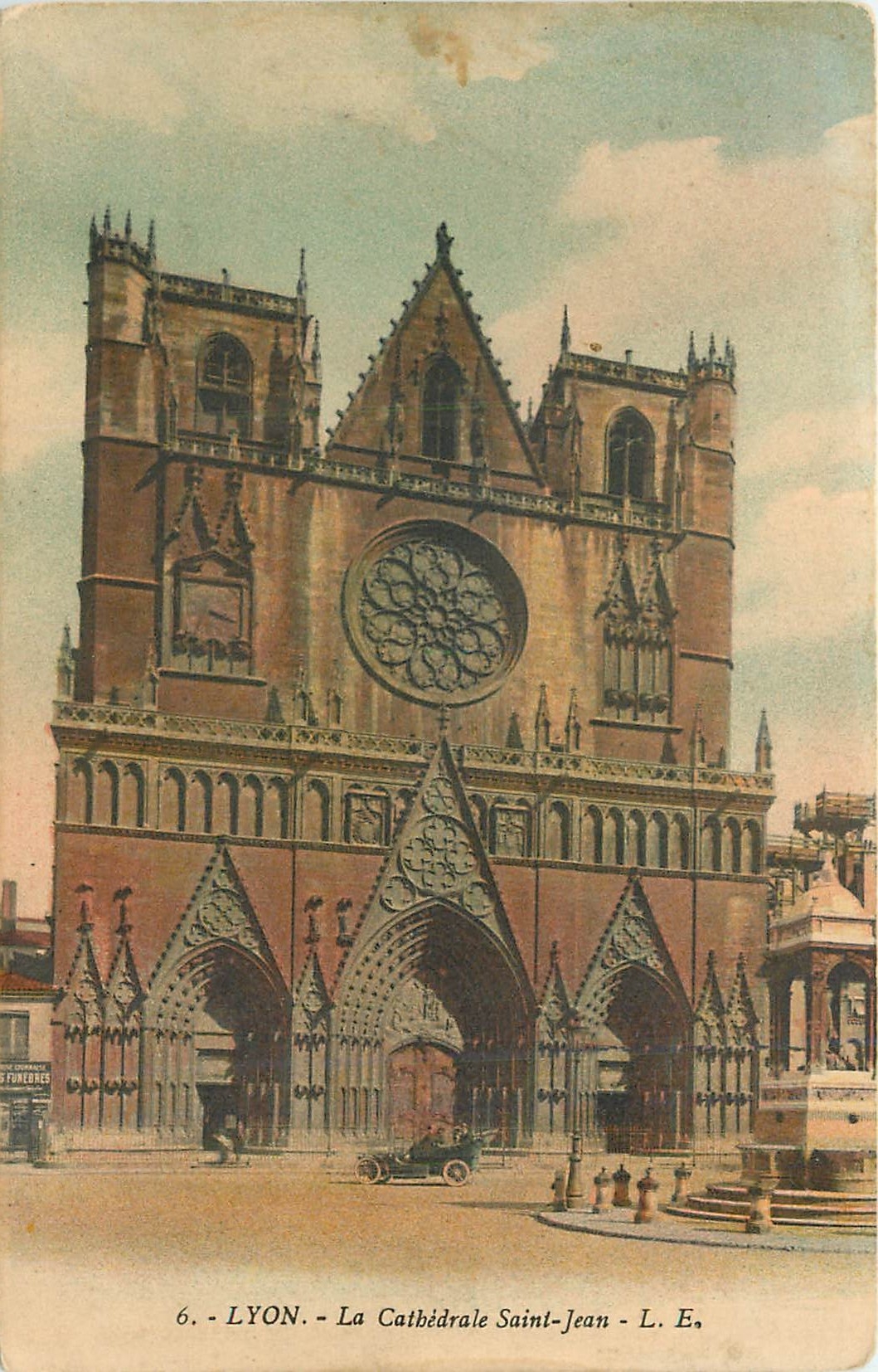 CPA Lyon La Cathedrale Saint Jean 
