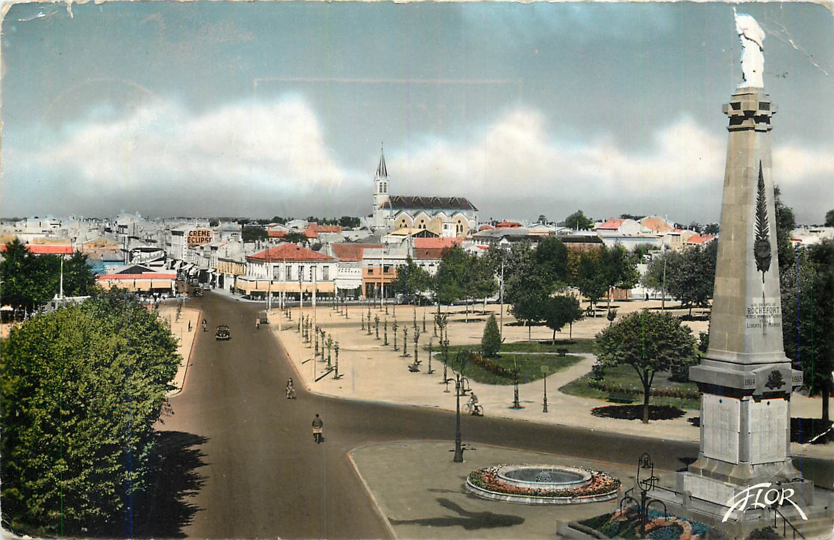 CPM Rochefort sur Mer Ch Mme Promenade des Cours d'Ablois 