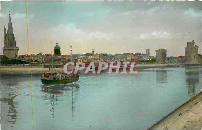CPM La Rochelle Sortie du Port Bateau