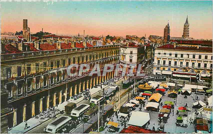 CPM Toulouse Arcades du Capitole Clochers de Sernin du Tour des Cordeliers 
