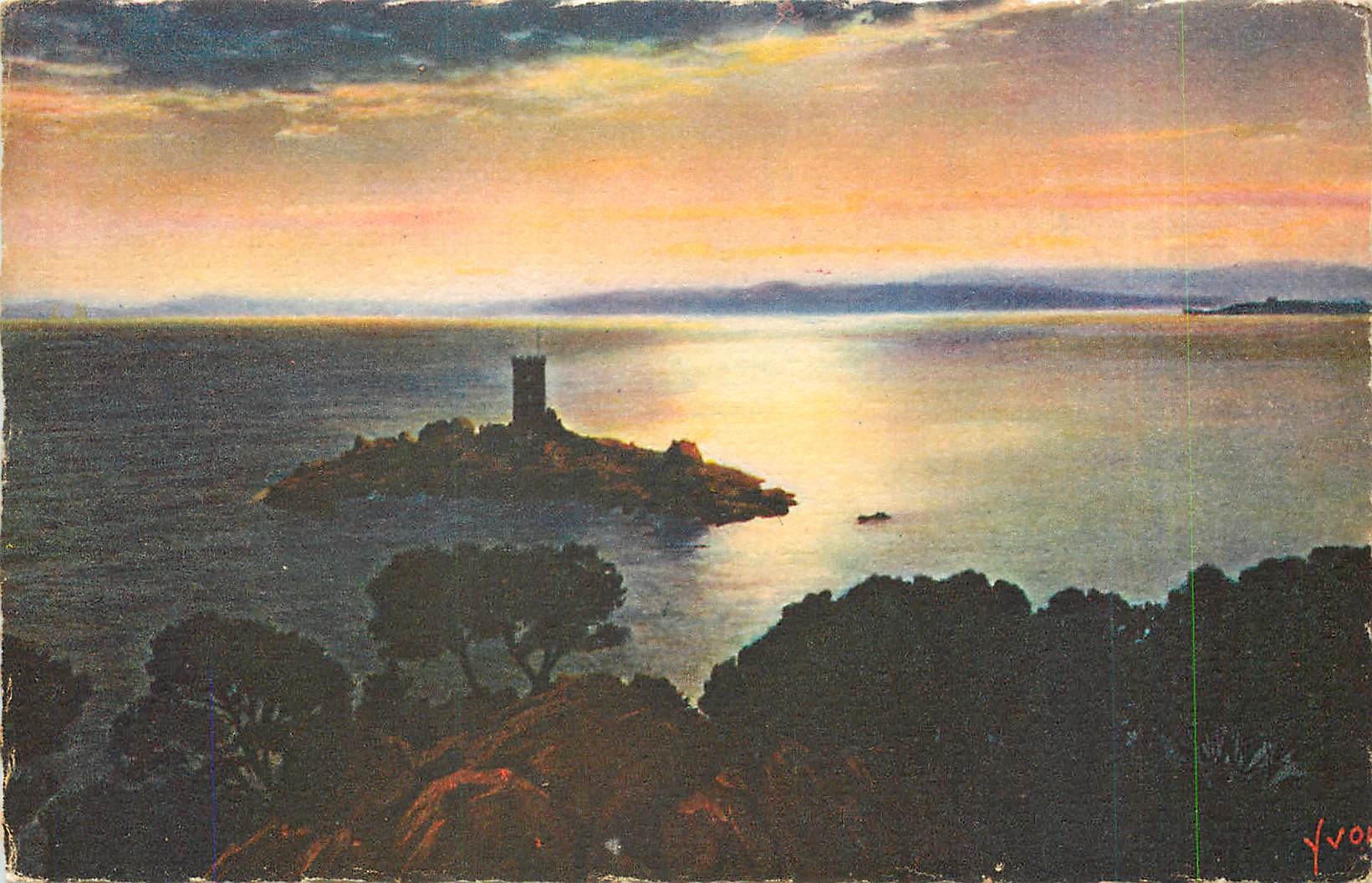 CPA Saint Raphael Agay L'Ile d'Or au coucher du soleil 