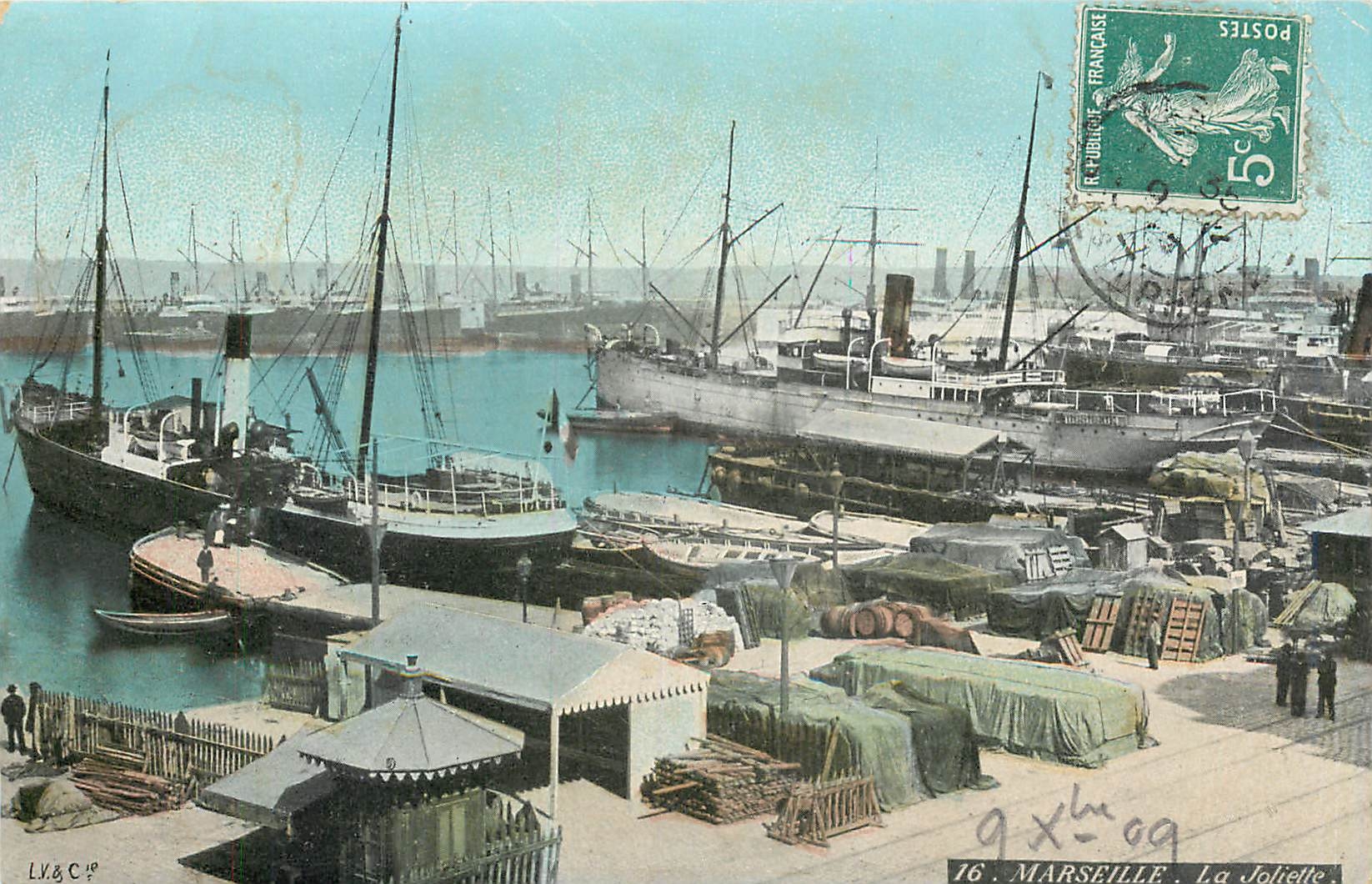 CPA Marseille La Joliette Bateaux