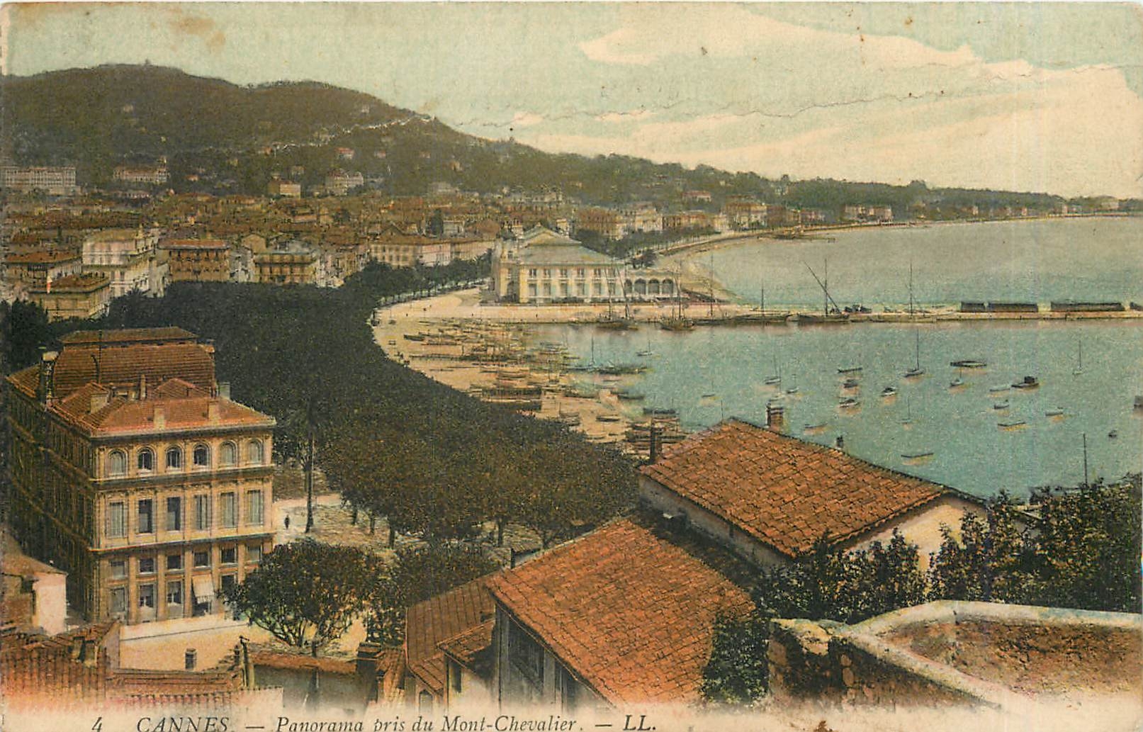 CPA Cannes Panorama pris du Mont Chevalier 