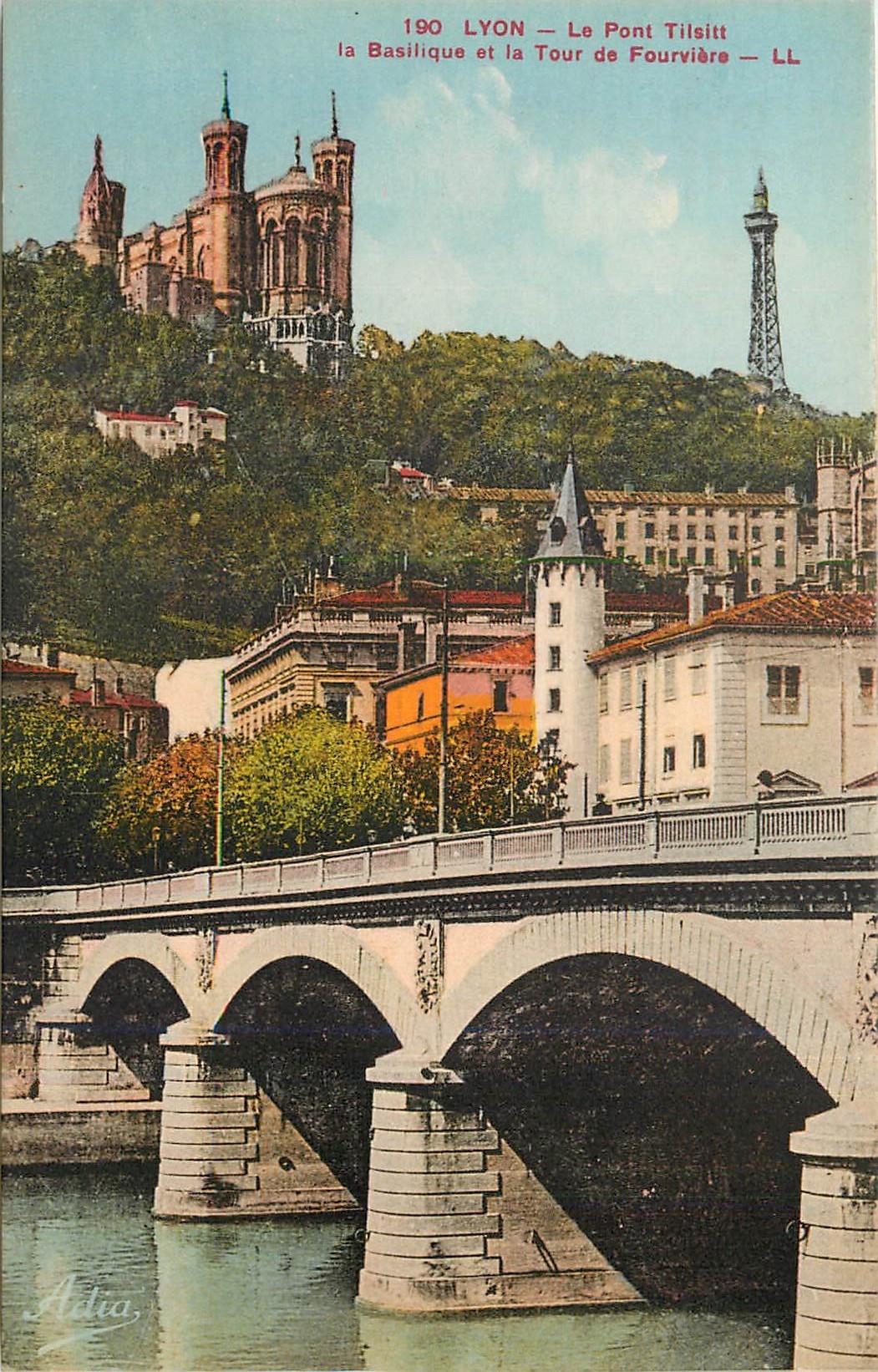 CPA Lyon Le Pont Tilsit la Basilique et la Tour de Fourviere 