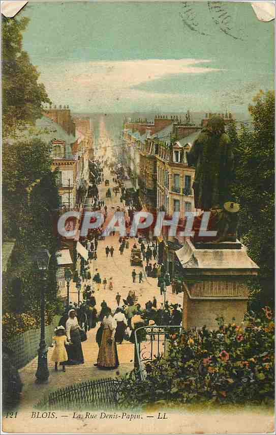 CPA Blois La Rue Denis Papins 