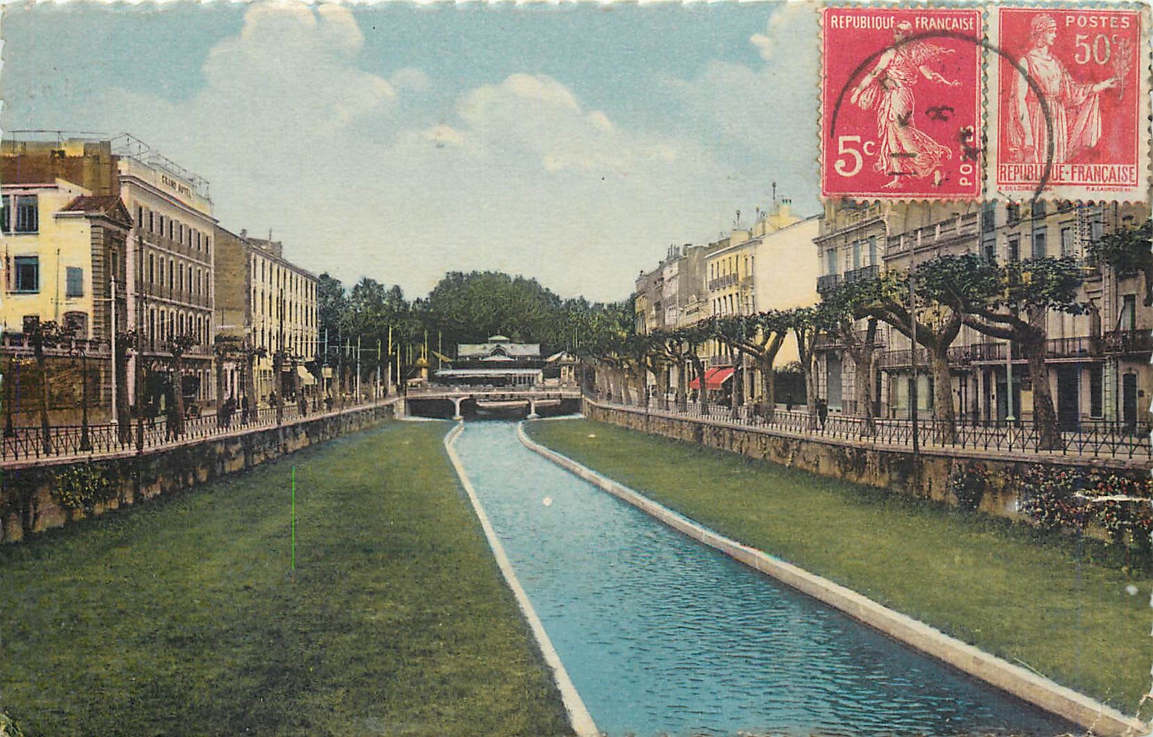 CPA Perpignan Pyr Or Les Quais Vauban et Sadi Carnot 