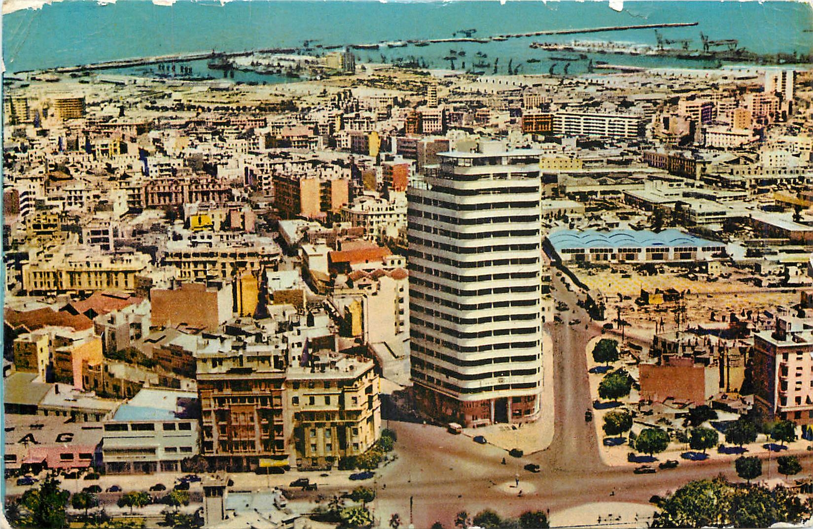 CPM Casablanca L'Immeuble Liberte Place de la Revolution Francaise 