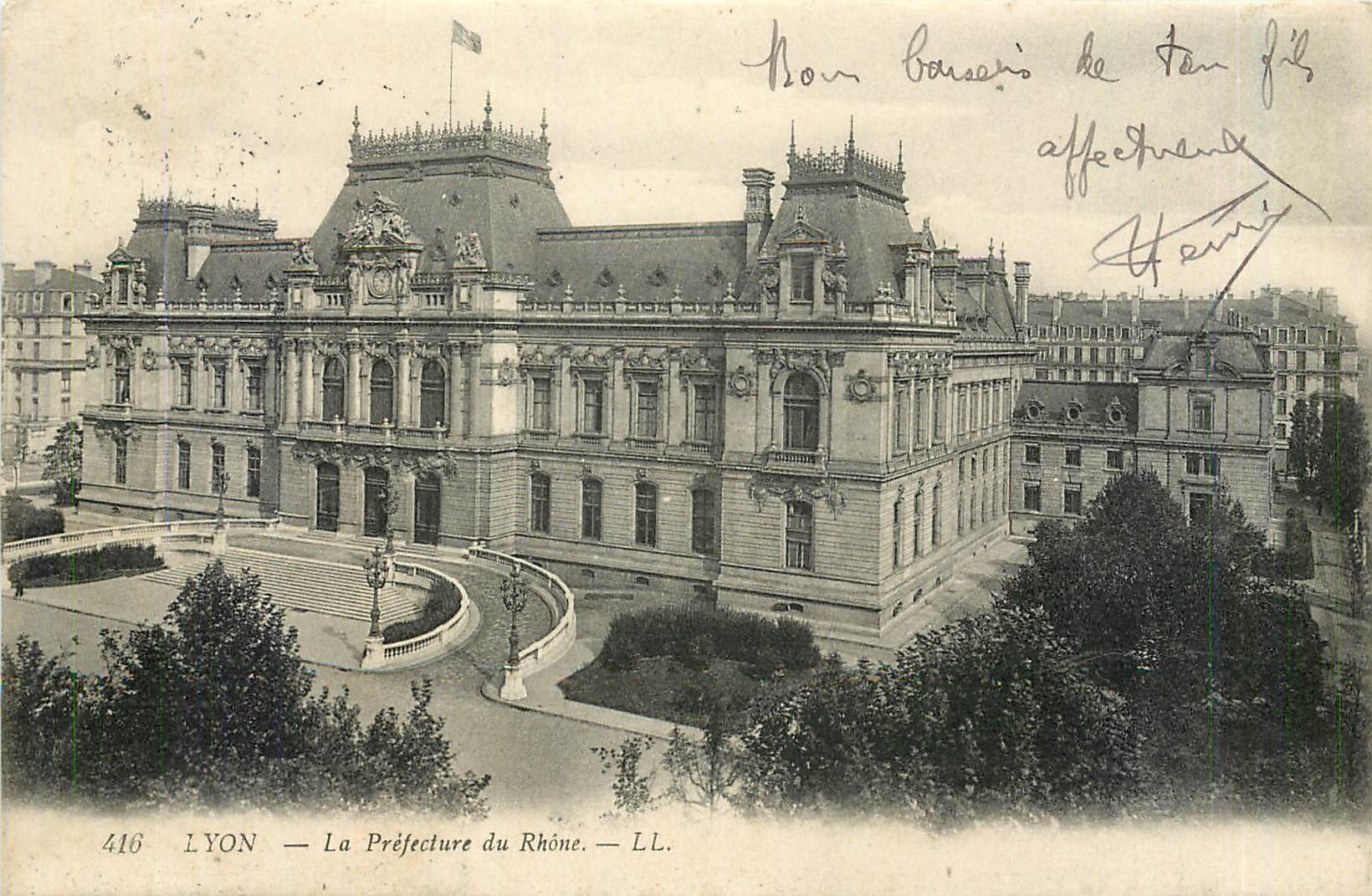 CPA Lyon La Prefecture du Rhone 
