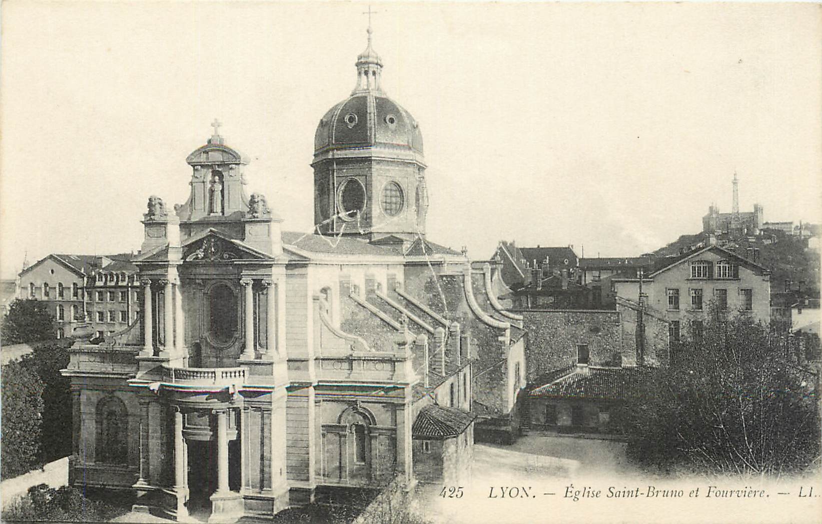 CPA Lyon Eglise Saint Bruno et Fourviere 