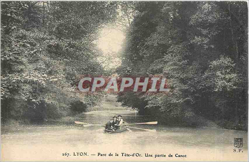 CPA Lyon Parc de la Tete d'Or Une Partie de Canot 