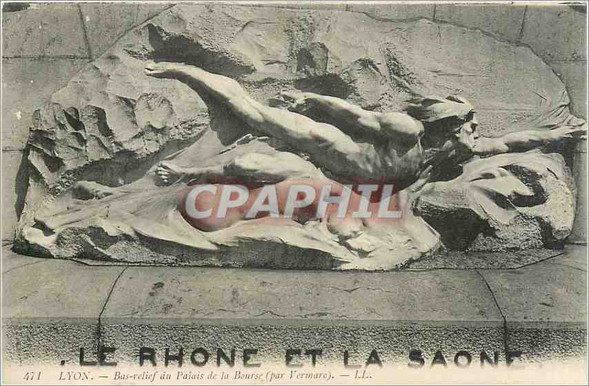 CPA Lyon Bas relief du Palais de la Bourse par Vermare