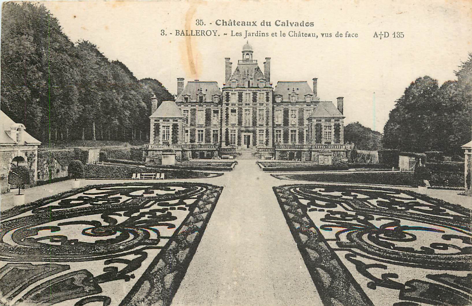 CPA Chateaux du Calvados Balleroy Les Jardins et le Chateau vus de Face 