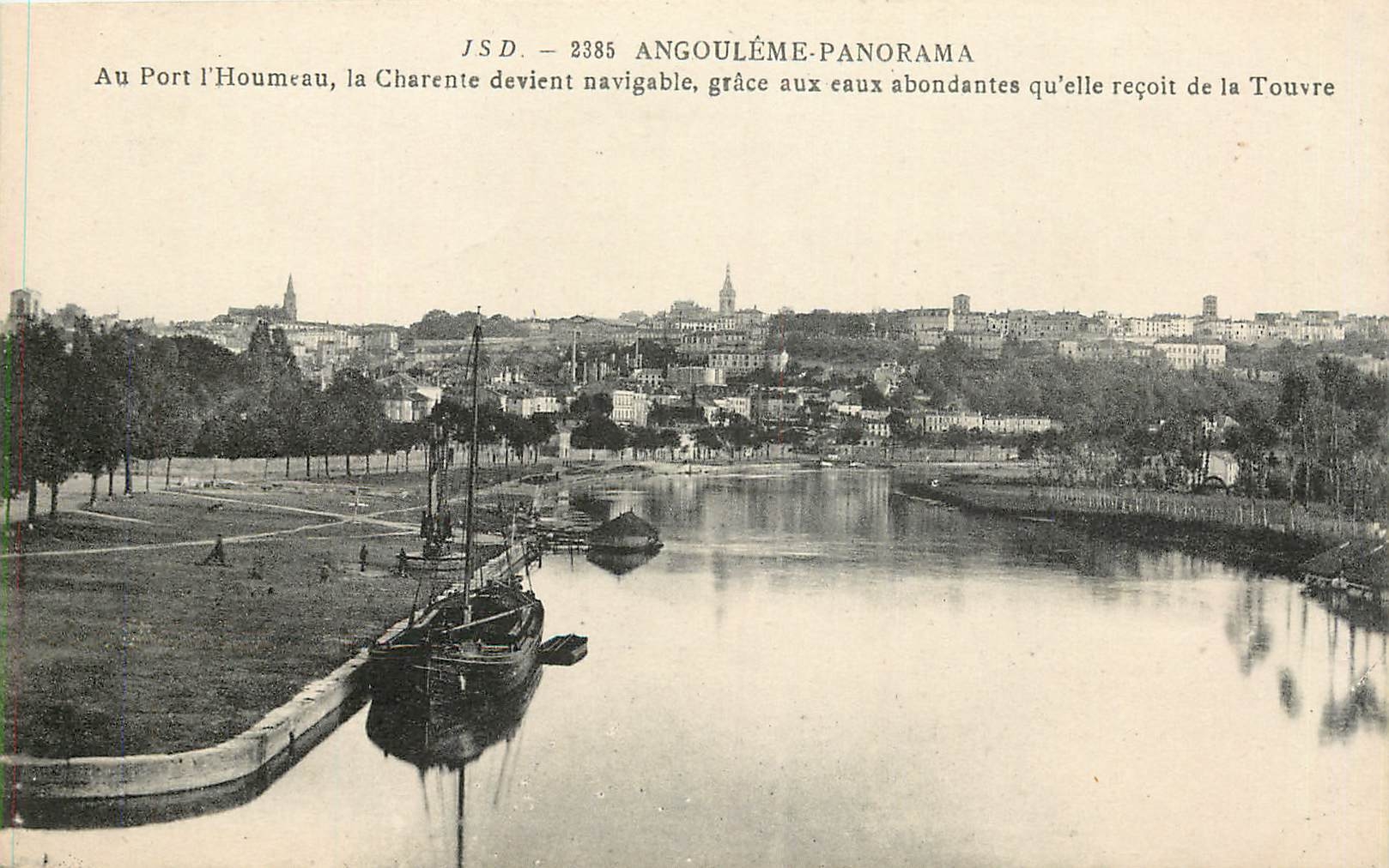 Angoulême-Panorama — Vue du Port l'Houmeau où la Charente devient navigable — J.S.D. n°2385