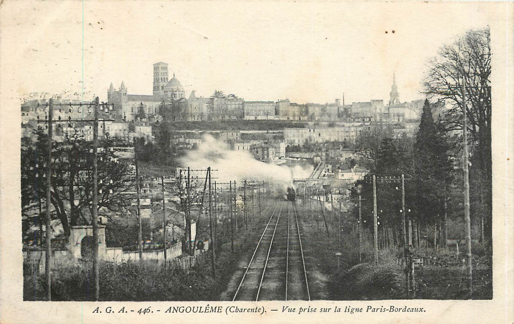 Angoulême (Charente) — Vue prise sur la ligne Paris-Bordeaux — A.G.A. - 446