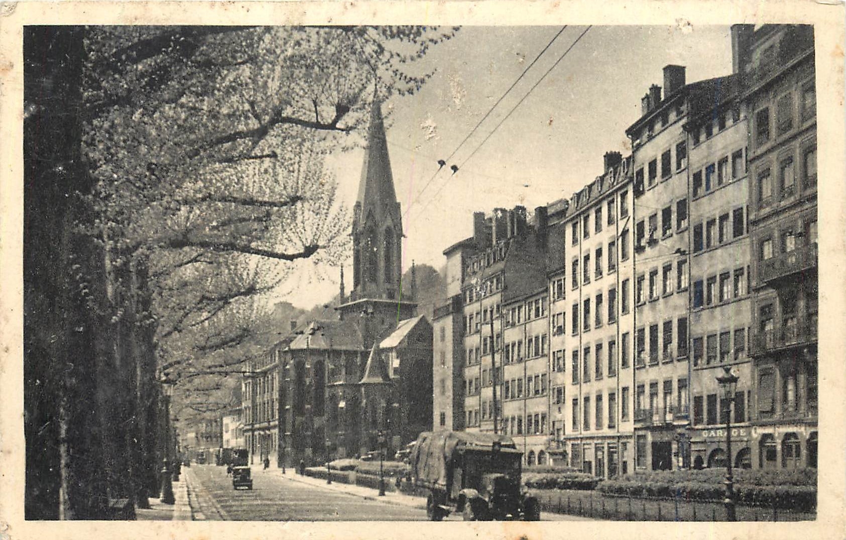 CPA Vues de Lyon Place Benoit Crepu L'Eglise St Georges 