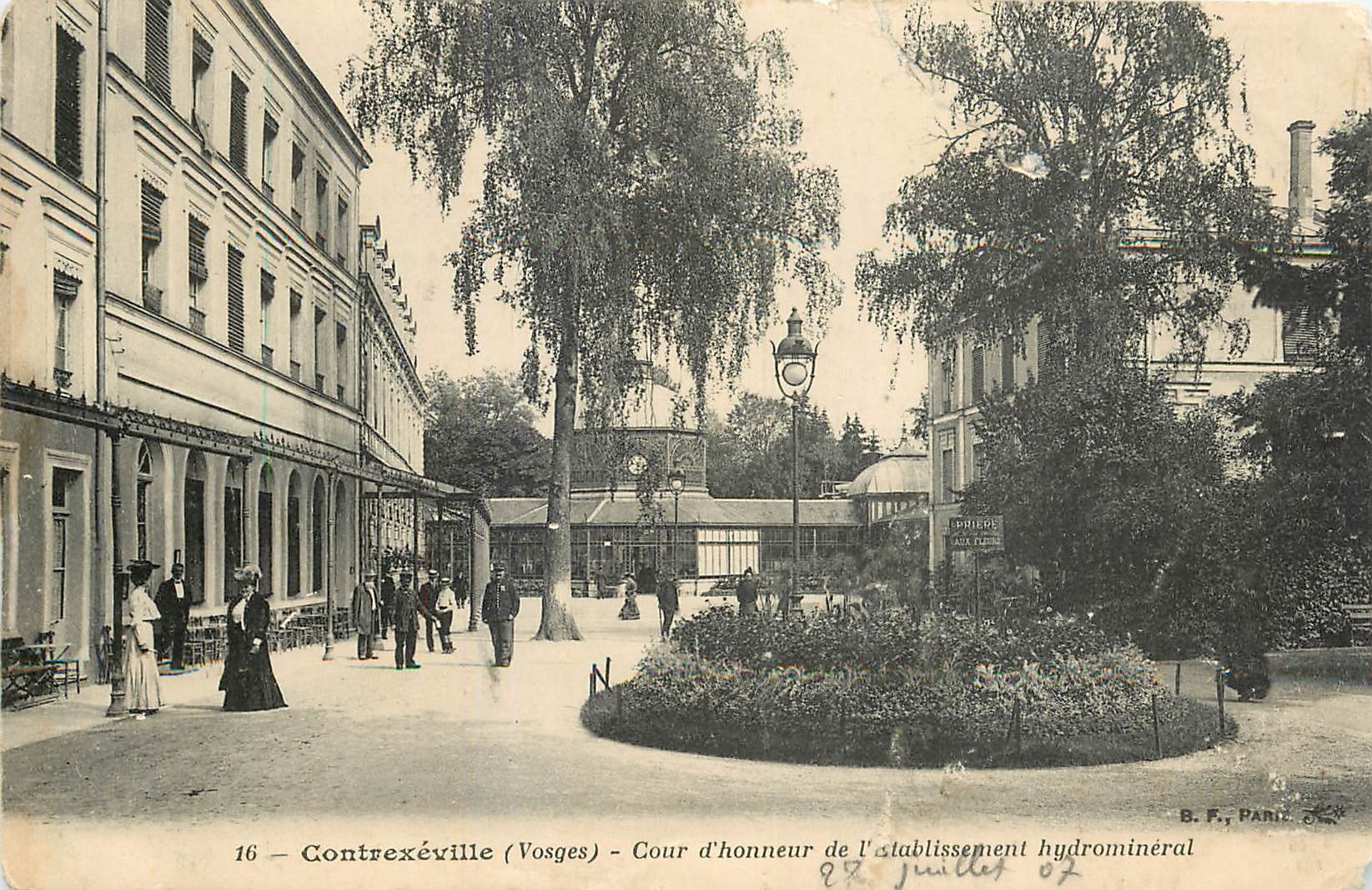 CPA Cotrexeville Vosges Cour d'honneur de l'Establissement hydromineral 