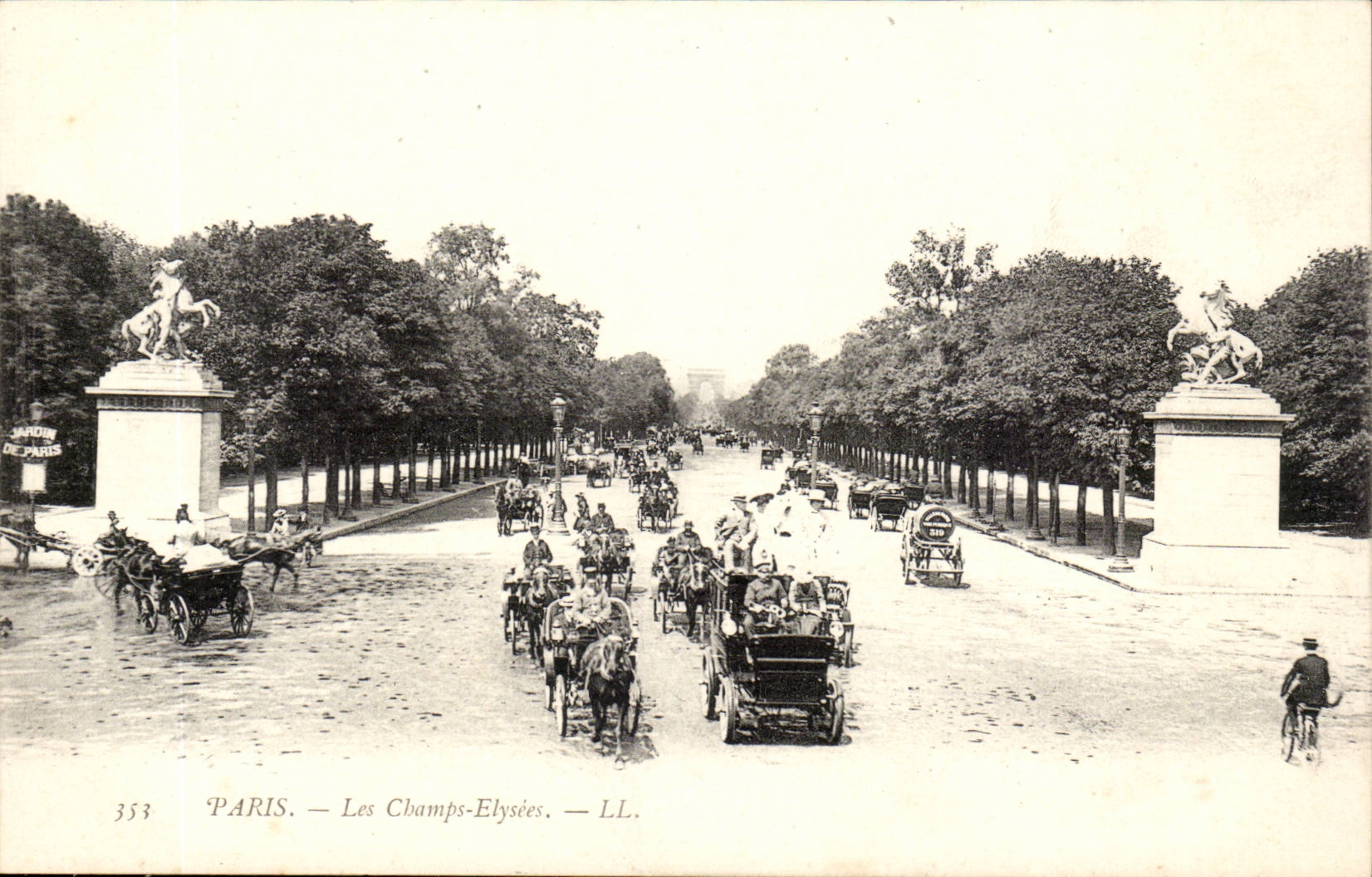 Paris - 8 - Les Champs Elysees - cheval - CPA 