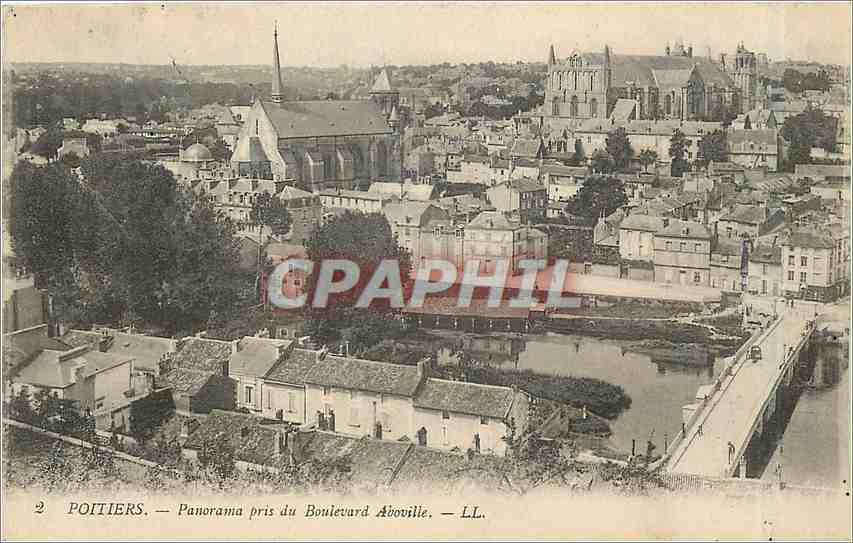 CPA Poitiers Panorama pris du Boulevard Aboville 
