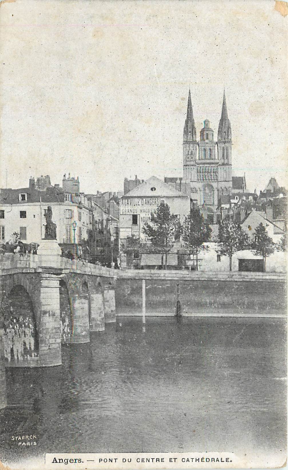 CPA Angers Pont du Centre et Cathedrale 