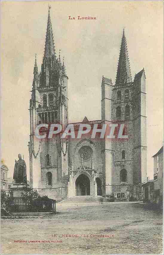 CPA La Lozere Mende La Cathedrale 
