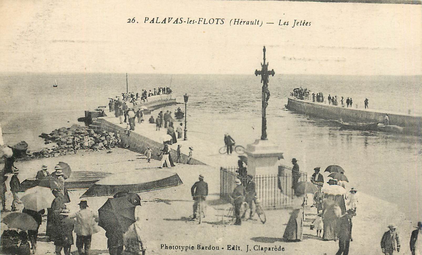 CPA Palavas les Flots Herault Les Herault Les Jetees 
