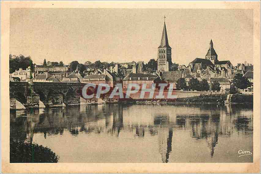 CPA La Charite sur Loire Vue generale et Pont de Pierre 